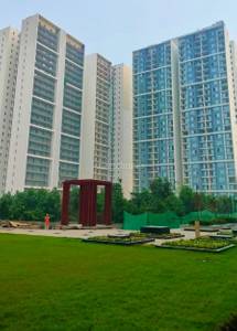 3BHK Multistorey Apartment for Resale in Godrej Woods at Sector 43 3BHK Multistorey Apartment for Resale in Godrej Woods at Sector 43