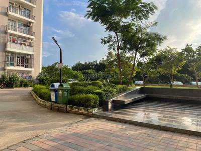 4BHK Multistorey Apartment for Resale in Prateek Wisteria at Sector 77 4BHK Multistorey Apartment for Resale in Prateek Wisteria at Sector 77