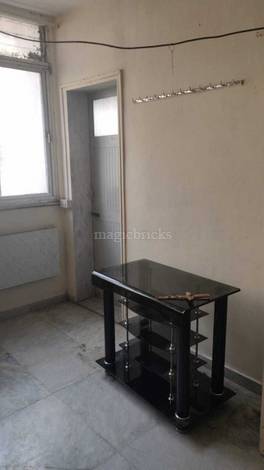 1 BHK Furnished in Mistry Chamber , Colaba