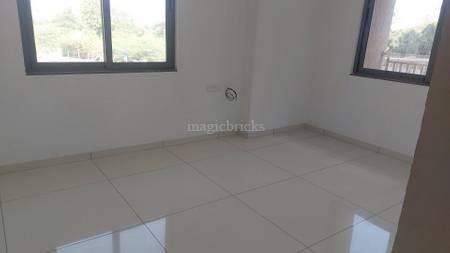 3BHK Multistorey Apartment for Resale in Shine Swasti at Tragad 3BHK Multistorey Apartment for Resale in Shine Swasti at Tragad