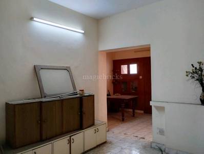 2BHK Multistorey Apartment for Resale in Siddhartha Extension Pocket C at Maharani Bagh, New Friends Colony