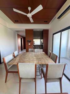 4BHK Multistorey Apartment for Resale in Panchavati Society 4BHK Multistorey Apartment for Resale in Panchavati Society