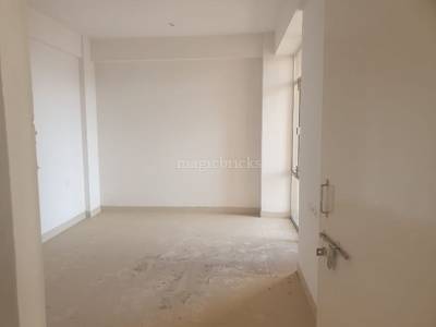 2BHK Multistorey Apartment for Resale in Breeze Global Heights at Sector 33 2BHK Multistorey Apartment for Resale in Breeze Global Heights at Sector 33