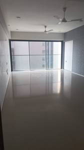 3BHK Multistorey Apartment for Resale in Rustomjee Paramount at Khar West 3BHK Multistorey Apartment for Resale in Rustomjee Paramount at Khar West