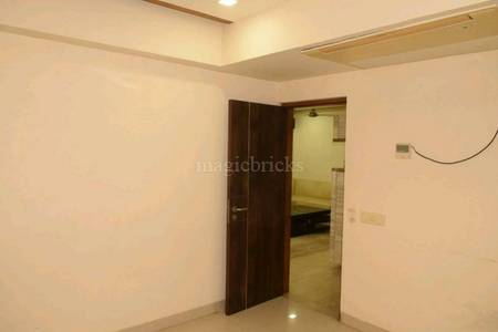 4BHK Multistorey Apartment for Resale in Sola 4BHK Multistorey Apartment for Resale in Sola