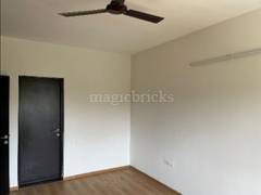 Brigade cosmopolis rent shop