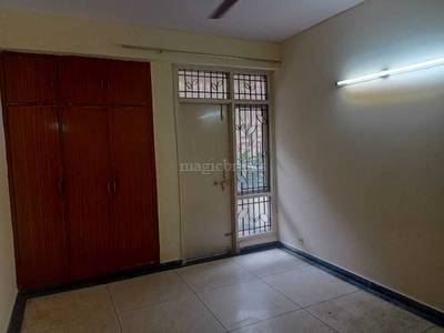 2BHK Multistorey Apartment for Resale in Nirupam Vatika at Sector 62, NH 24 2BHK Multistorey Apartment for Resale in Nirupam Vatika at Sector 62, NH 24