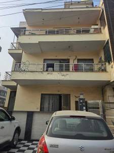 3BHK Builder Floor Apartment for Resale in Sector 52 3BHK Builder Floor Apartment for Resale in Sector 52