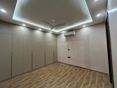 4BHK Builder Floor Apartment for New Property in Phase 4 DLF 4BHK Builder Floor Apartment for New Property in Phase 4 DLF