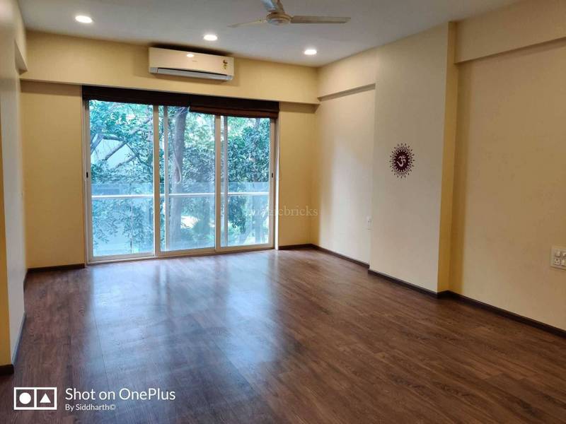 Buy 5 BHK Flat/Apartment in Adimaa Boat Club Road, Pune 5350 Sqft