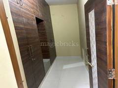 Flats for rent in malviya nagar online