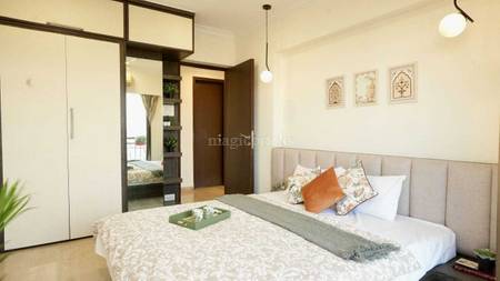 3BHK Multistorey Apartment for Resale in Lake Primrose at Powai 3BHK Multistorey Apartment for Resale in Lake Primrose at Powai