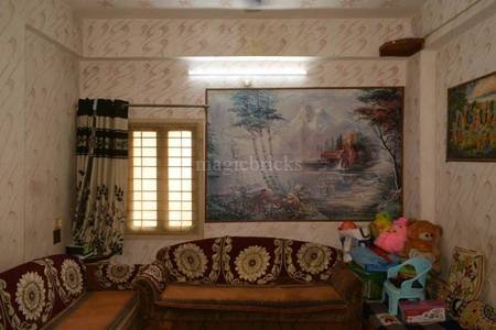 2BHK Multistorey Apartment for Resale in Maninagar 2BHK Multistorey Apartment for Resale in Maninagar