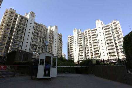 3BHK Multistorey Apartment for Resale in Essel Towers at Sector 28 3BHK Multistorey Apartment for Resale in Essel Towers at Sector 28