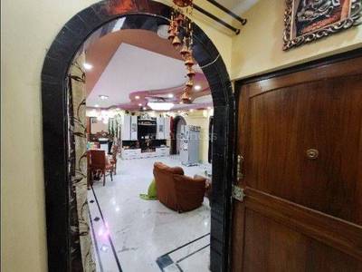 4 BHK Flat in 