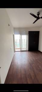 Buy 3 BHK Flat in Sector 77