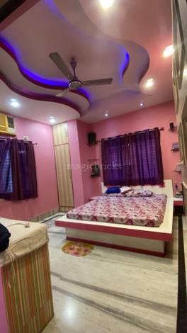 BHK Independent House for Sale in Hatiara Road, Kolkata: 12+