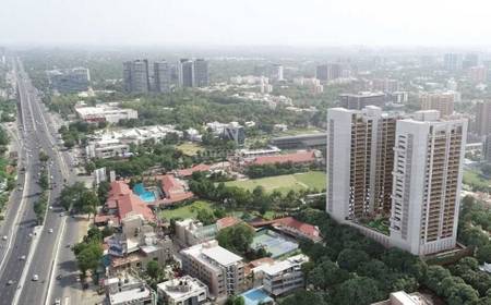 4BHK Multistorey Apartment for Resale in Madhav Oeuvre at Bodakdev 4BHK Multistorey Apartment for Resale in Madhav Oeuvre at Bodakdev