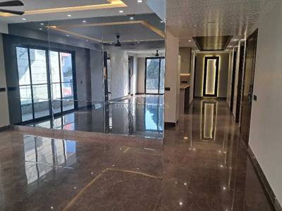 Buy  5 BHK  Villa in  Janakpuri   New Delhi