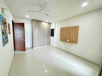 Buy 4 BHK Flat in Adyar