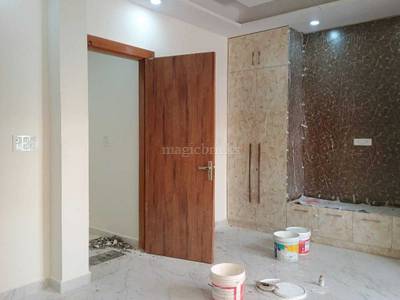 Buy  4 BHK  Villa in  Noida Extension   Greater Noida