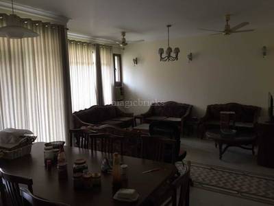 Buy 3 BHK Flat for Sale in  Joshi Colony, Patparganj New Delhi