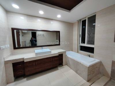 2BHK Multistorey Apartment for Resale in Amrapali Sapphire at Sector 45, Noida Express Way 2BHK Multistorey Apartment for Resale in Amrapali Sapphire at Sector 45, Noida Express Way