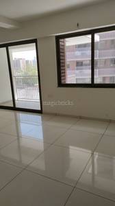 3BHK Multistorey Apartment for Resale in Shine Swasti at Tragad 3BHK Multistorey Apartment for Resale in Shine Swasti at Tragad