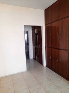 4BHK Multistorey Apartment for Resale in Vatika City 4BHK Multistorey Apartment for Resale in Vatika City