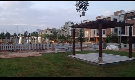 Buy  5 BHK  Villa in  Budigere Cross   Bangalore