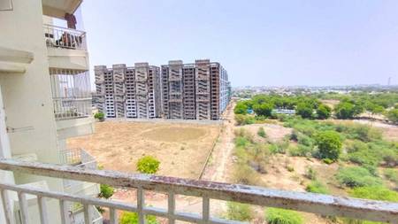 2BHK Multistorey Apartment for Resale in Godrej Garden City at Gota 2BHK Multistorey Apartment for Resale in Godrej Garden City at Gota