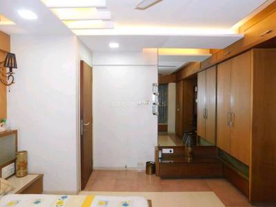 3 BHK Flat in 