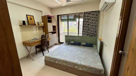 3BHK Multistorey Apartment for Resale in Gala swing at Abhishek Society 3BHK Multistorey Apartment for Resale in Gala swing at Abhishek Society