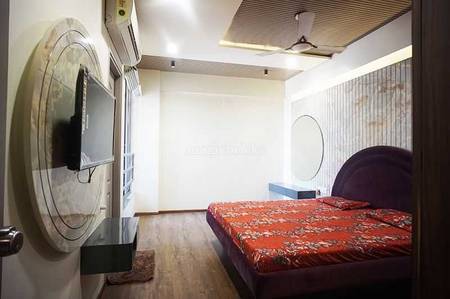 3BHK Multistorey Apartment for Resale in Makarba 3BHK Multistorey Apartment for Resale in Makarba