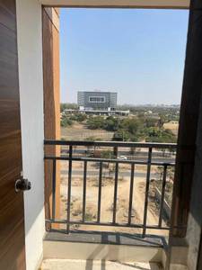 3BHK Multistorey Apartment for Resale in Science City 3BHK Multistorey Apartment for Resale in Science City