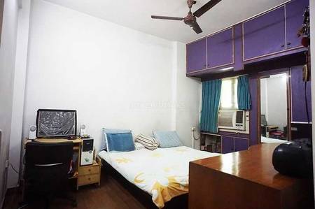2BHK Multistorey Apartment for Resale in Ellisbridge 2BHK Multistorey Apartment for Resale in Ellisbridge