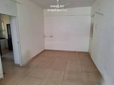 1BHK Multistorey Apartment for Resale in Malad West 1BHK Multistorey Apartment for Resale in Malad West