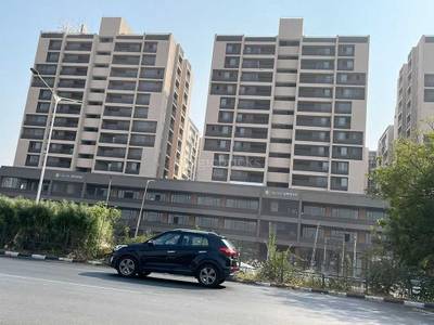 3BHK Multistorey Apartment for New Property in Olive Greens at Gota 3BHK Multistorey Apartment for New Property in Olive Greens at Gota