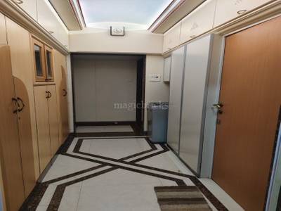 1BHK Multistorey Apartment for Resale in Byculla 1BHK Multistorey Apartment for Resale in Byculla