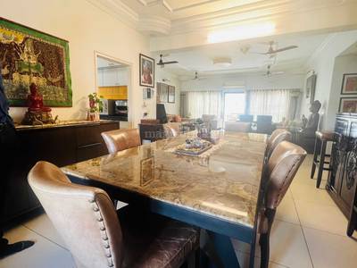 3BHK Multistorey Apartment for Resale in Asavari Towers at Satellite 3BHK Multistorey Apartment for Resale in Asavari Towers at Satellite