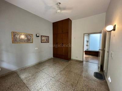 Buy 3 BHK Flat in Vasant Kunj