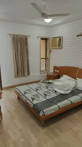 2BHK Multistorey Apartment for Rent in Beach Queen at Juhu 2BHK Multistorey Apartment for Rent in Beach Queen at Juhu