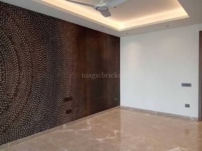 Buy  6 BHK  Villa in  DLF Phase 2   Gurgaon