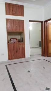 2BHK Multistorey Apartment for Rent in DDA Flats Sarita Vihar at Sarita Vihar, Mathura Road
