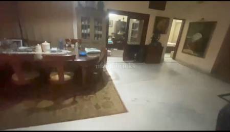 Buy 5 BHK House in Sector 27 Noida Buy 5 BHK House in Sector 27 Noida