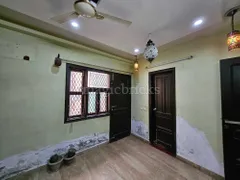175 Sq-yrd 3 BHK Builder Floor Apartment