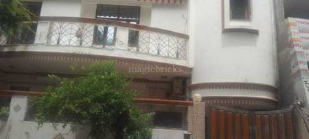 7 BHK House for Sale in Sector 19 Noida