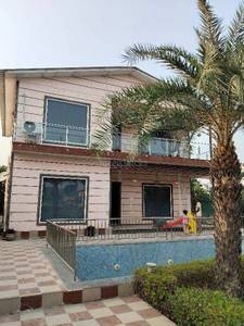 3BHK Farm House for Resale in Dkrrish Green Beauty Farms at Sector 135, Noida Express Way 3BHK Farm House for Resale in Dkrrish Green Beauty Farms at Sector 135, Noida Express Way