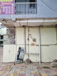 1BHK Multistorey Apartment for Resale in DDA Narmada Apartment at D6 Sector D Vasant Kunj 1BHK Multistorey Apartment for Resale in DDA Narmada Apartment at D6 Sector D Vasant Kunj