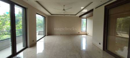 Buy  6 BHK  Villa in  Panchsheel Park   New Delhi